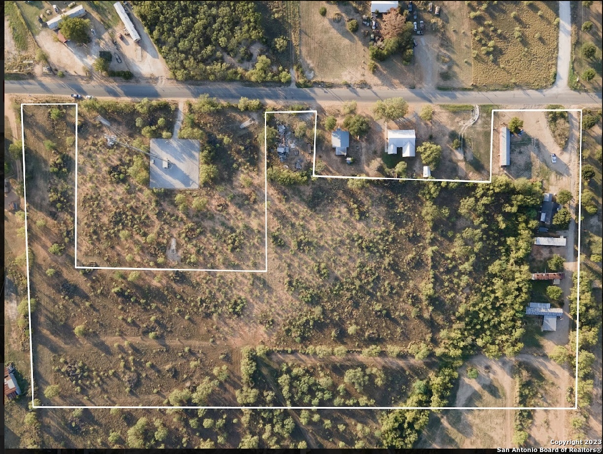 Tbd Lot 3 E Fm 140 Pearsall TX 78061