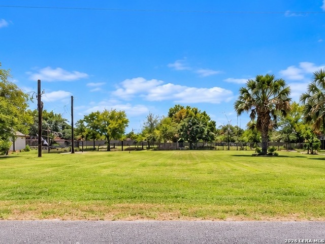 117 N Welhausen Poth TX 78147