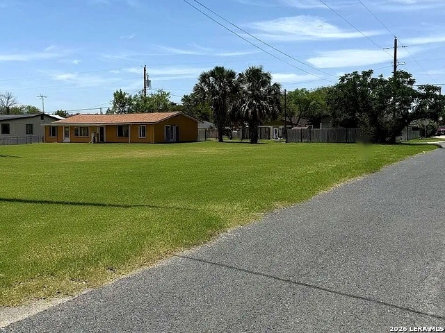117 N Welhausen Poth TX 78147