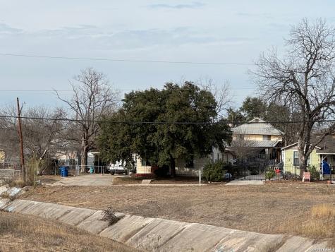 2306 Rivas 1 San Antonio TX 78228