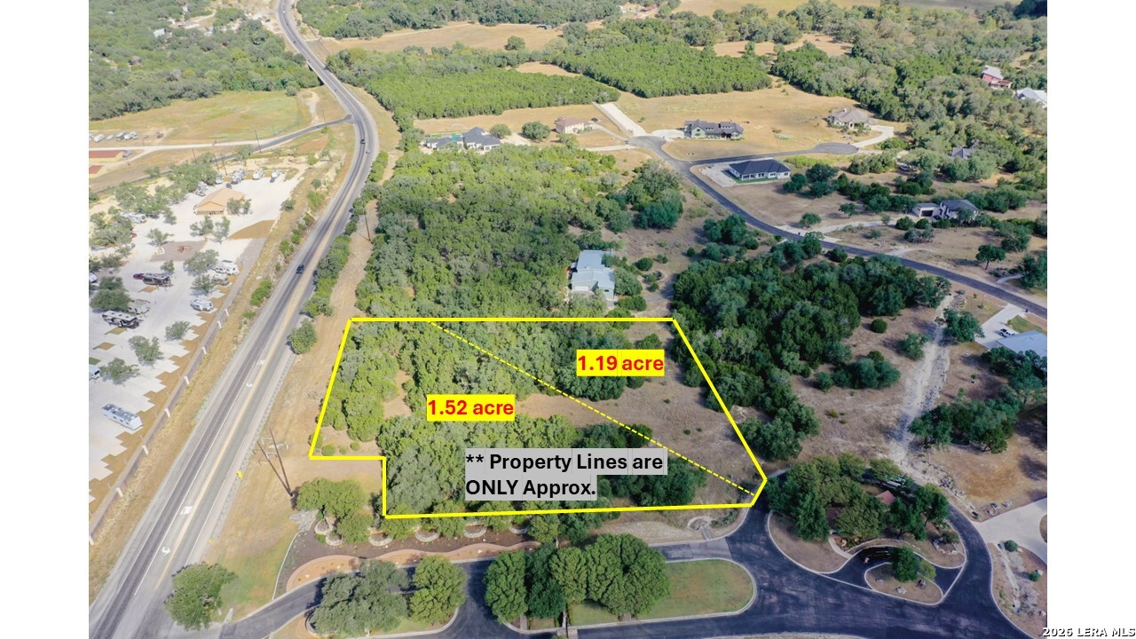 1015 & 1011 Las Brisas Drive Canyon Lake TX 78133