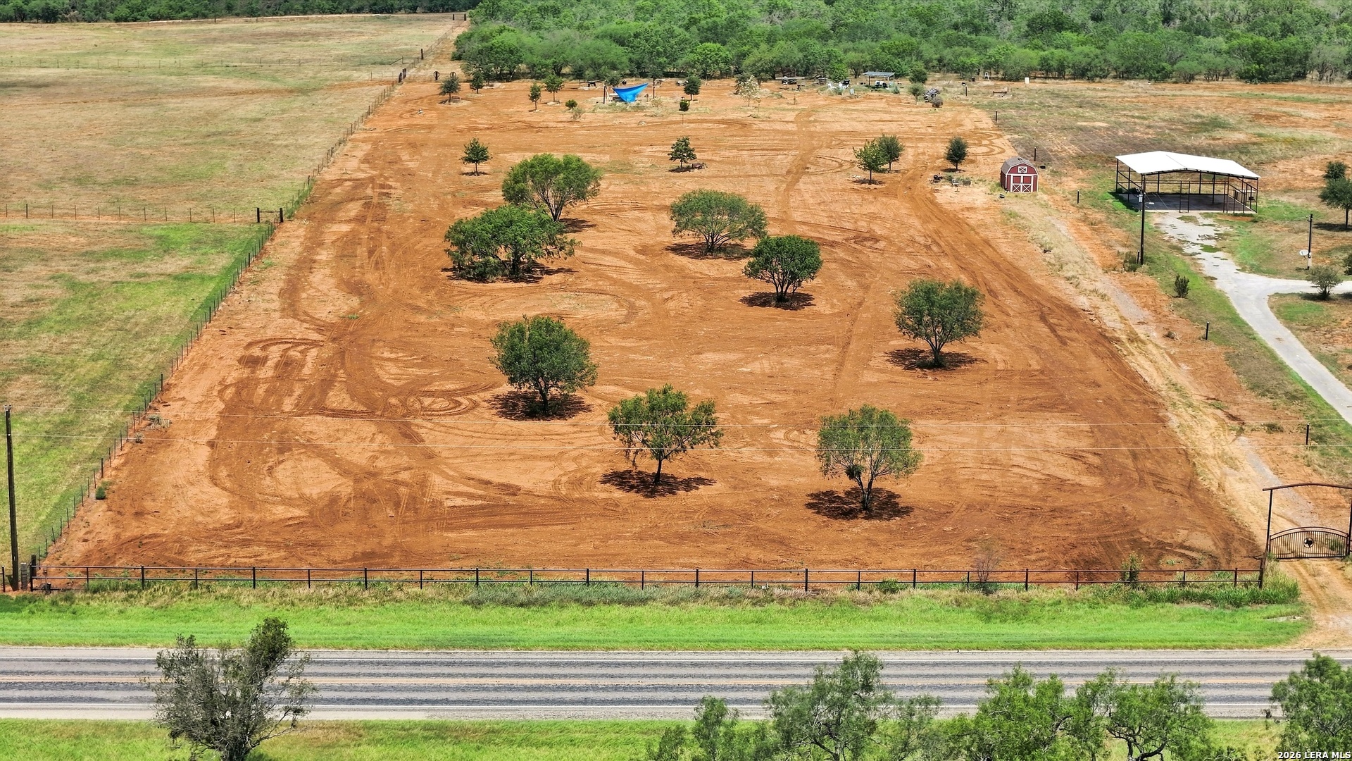 3046 State Highway 97w Floresville TX 78114