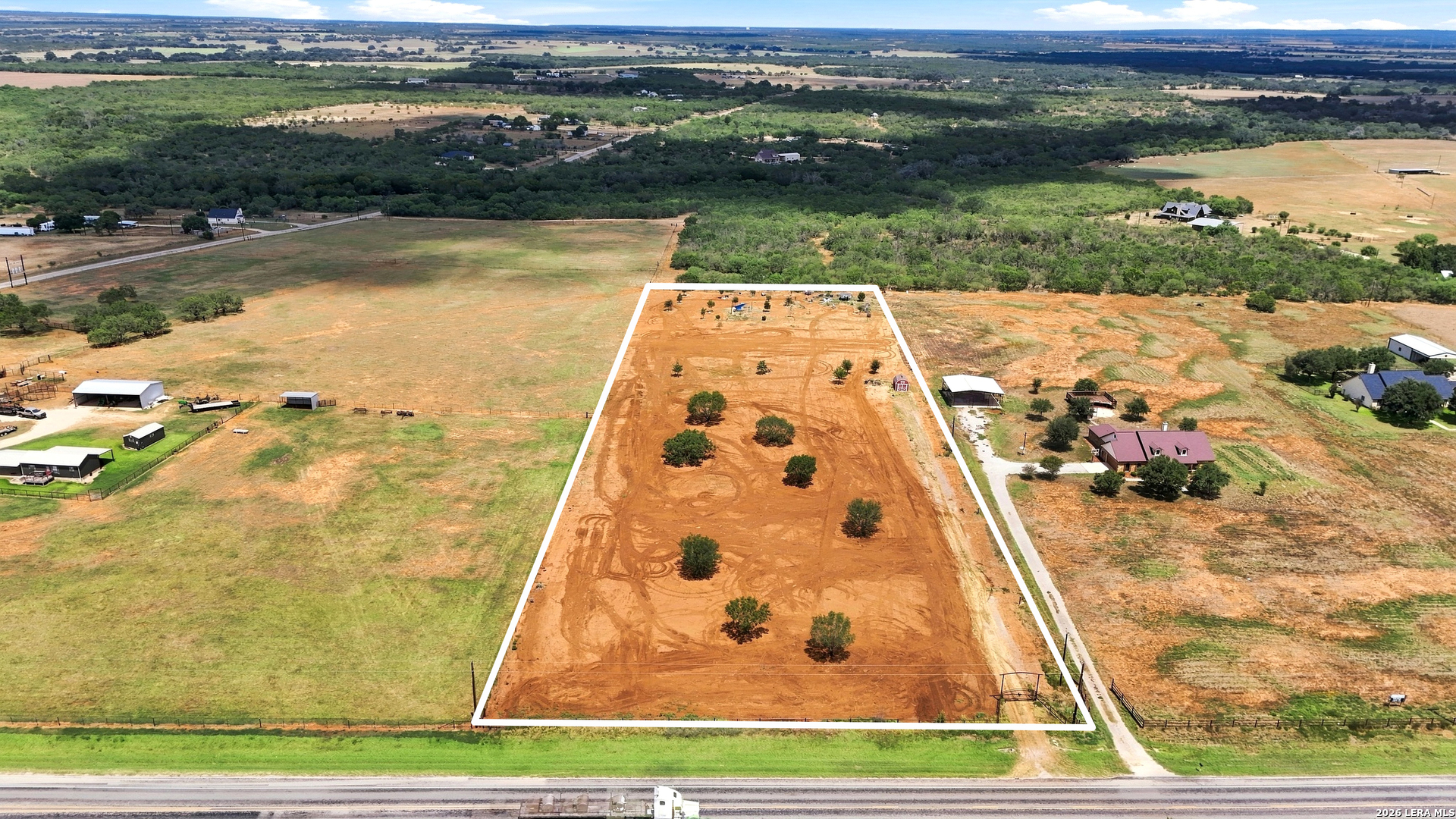 3046 State Highway 97w Floresville TX 78114