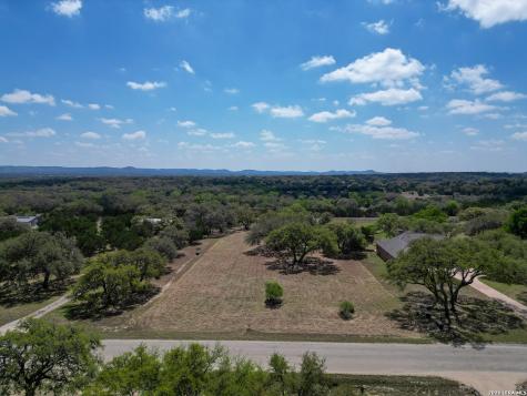 Lot 435 Horseshoe Bandera TX 78003