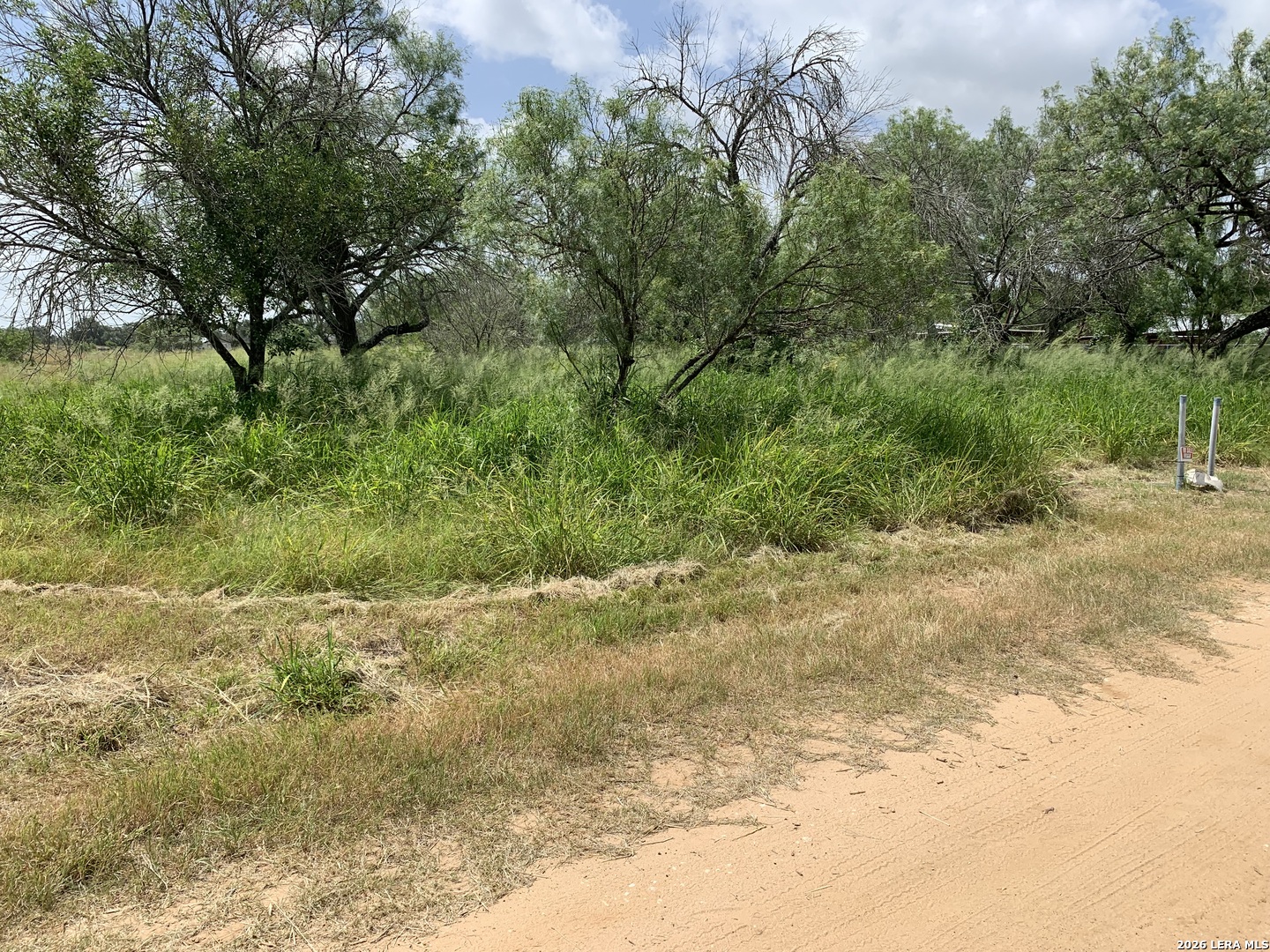 319 Karen Kourt Devine TX 78016