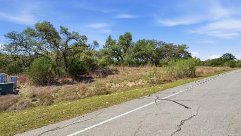2124 Francisco Pass Canyon Lake TX 78133