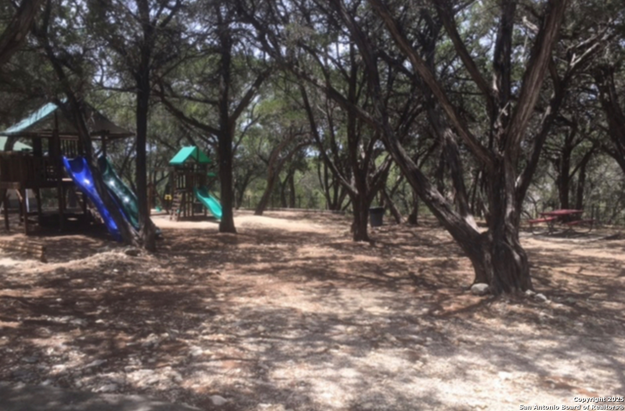 Lot #70 Forest Oaks Lakehills TX 78063