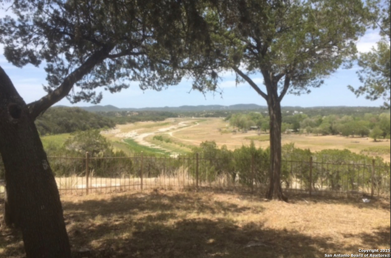 Lot #70 Forest Oaks Lakehills TX 78063