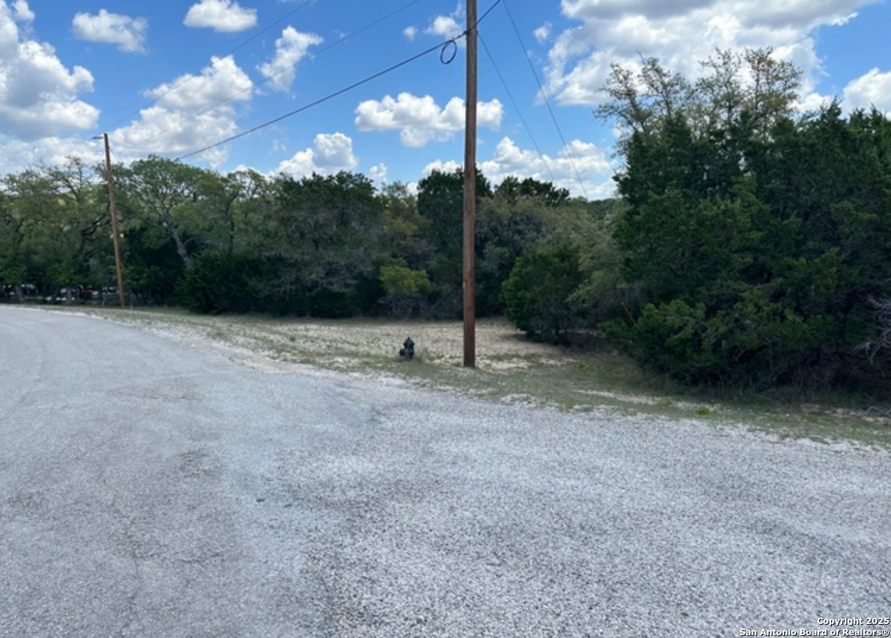 Lot #70 Forest Oaks Lakehills TX 78063