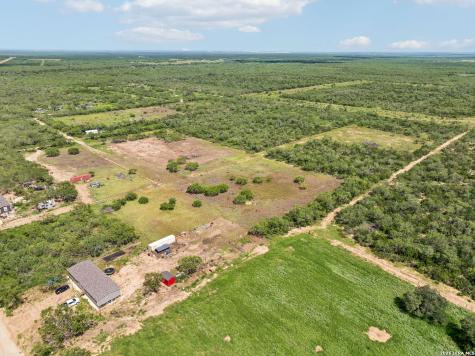 4040-4050 Lots Avenue M Christine TX 78012