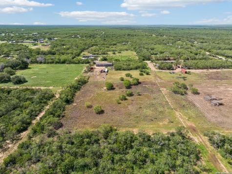 4040-4050 Lots Avenue M Christine TX 78012