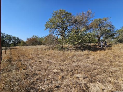 422 Pr Sunset Vista Somerset TX 78069