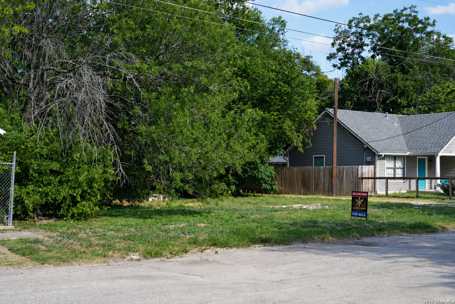 220 Muncey San Antonio TX 78202