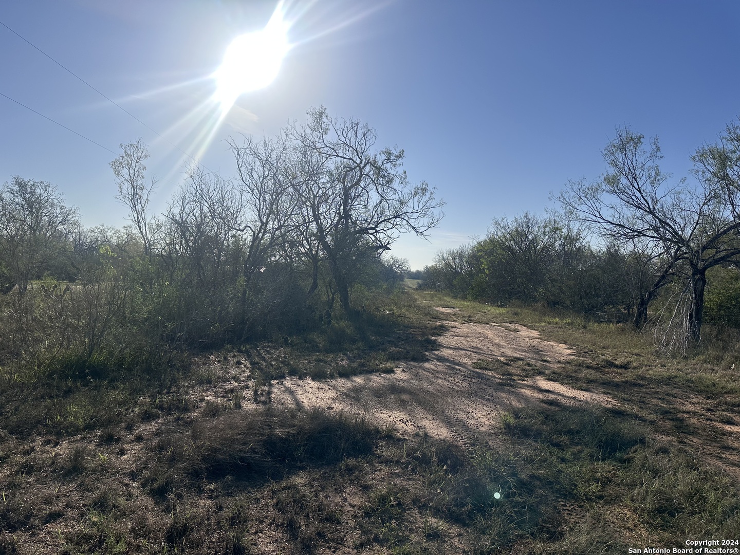 5870 County Road 405 Floresville TX 78114