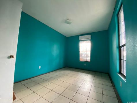 22 N Deer Valley Road Uvalde TX 78801