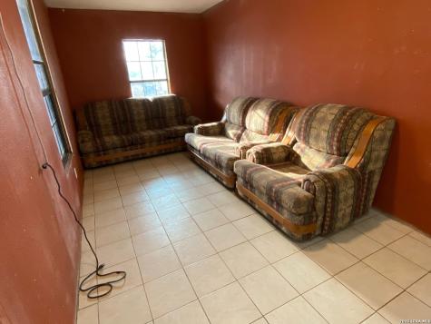 22 N Deer Valley Road Uvalde TX 78801