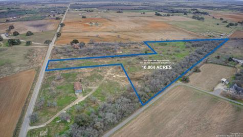438 County Road 347 La Vernia TX 78121