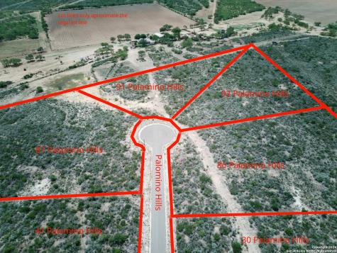 41 Palomino Hills Circle Uvalde TX 78801