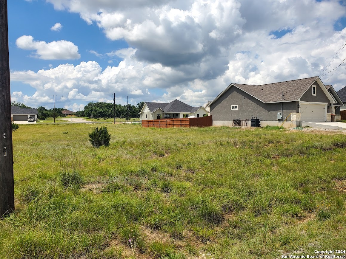 118 Warren Wallace Blanco TX 78606