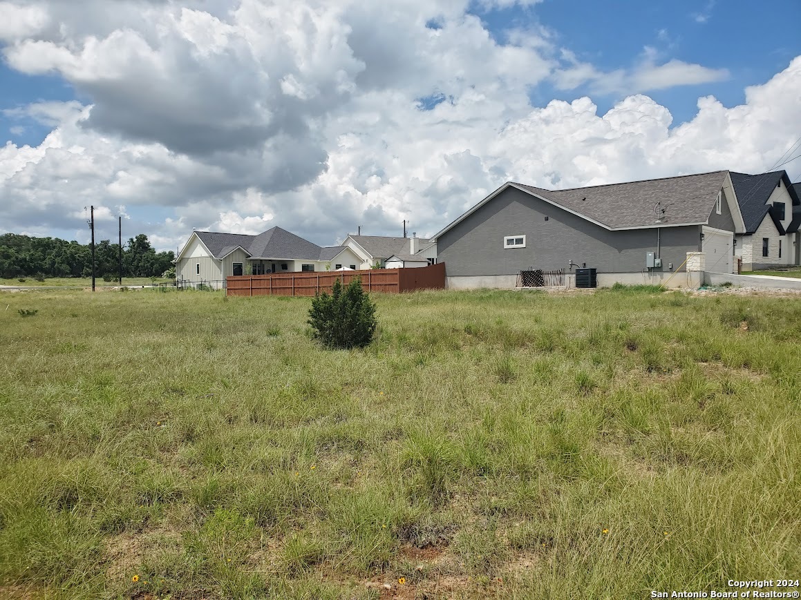 118 Warren Wallace Blanco TX 78606