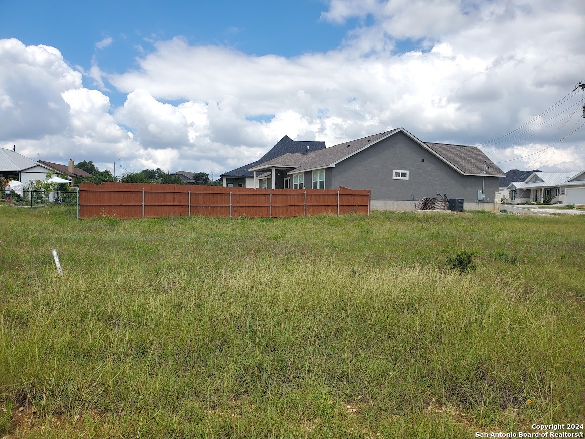 118 Warren Wallace Blanco TX 78606
