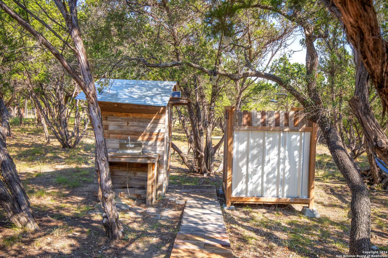 779 Red Bluff Pipe Creek TX 78063