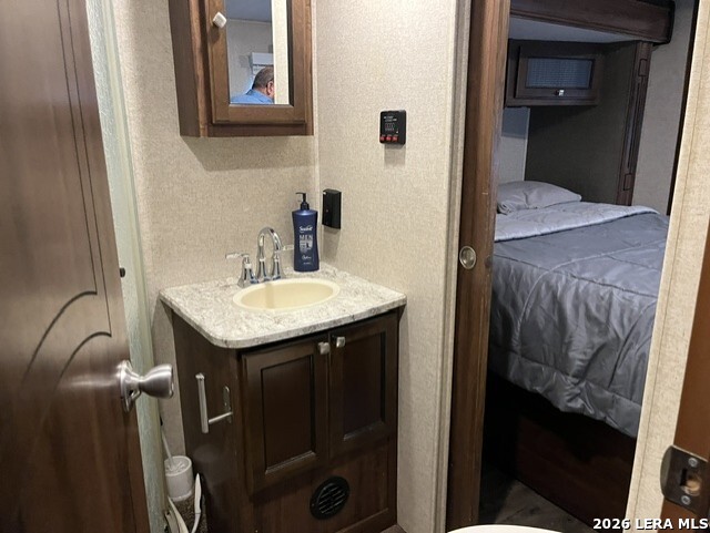 3084 Cr 442 Stockdale TX 78160
