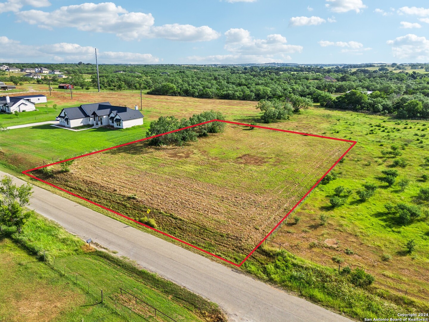 371 County Road 405 Floresville TX 78114
