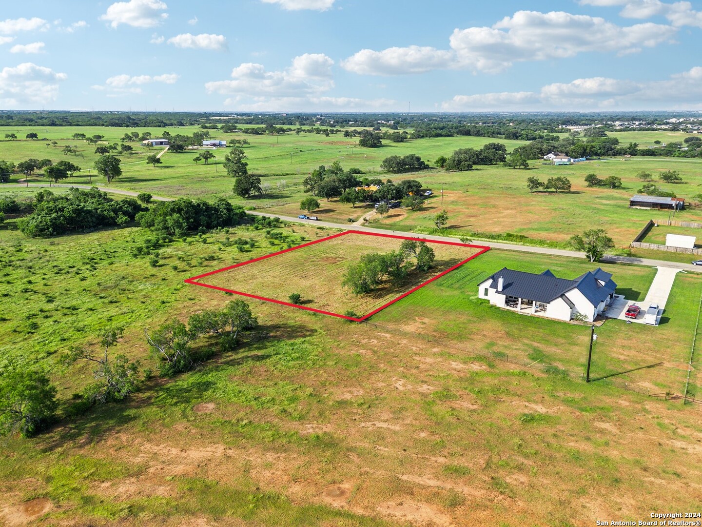 371 County Road 405 Floresville TX 78114