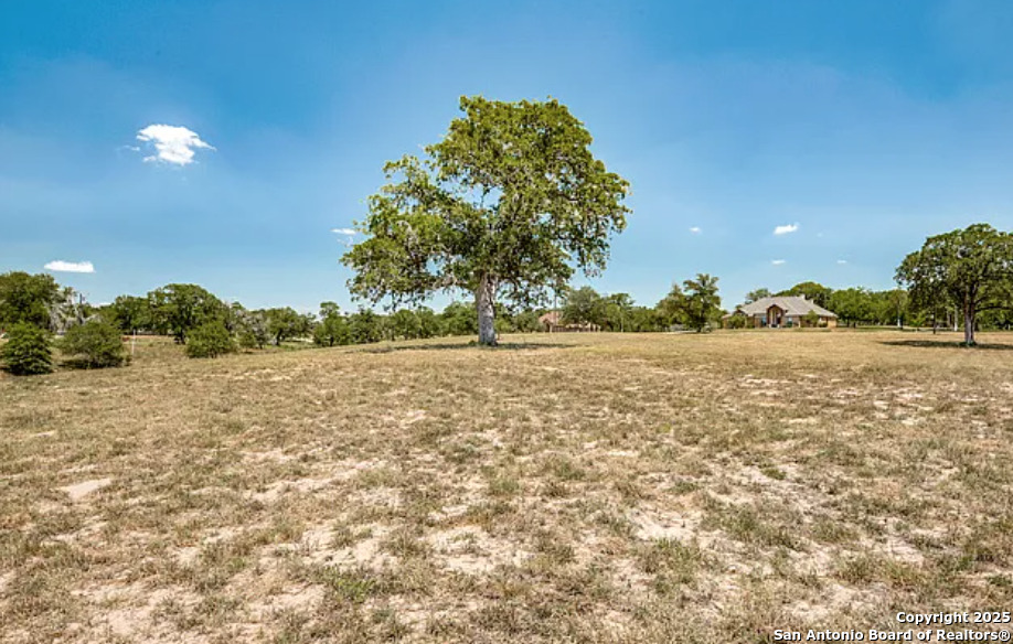 241 Abrego Lake Floresville TX 78114
