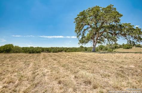 241 Abrego Lake Floresville TX 78114