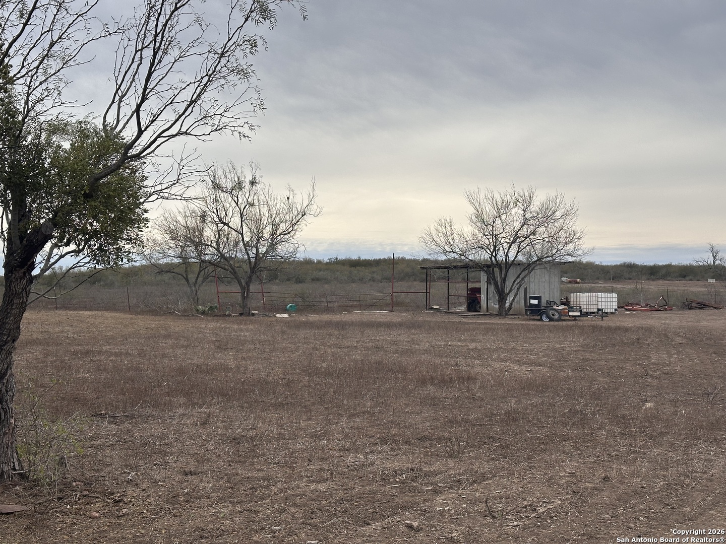 001 County Road 354 Charlotte TX 78011