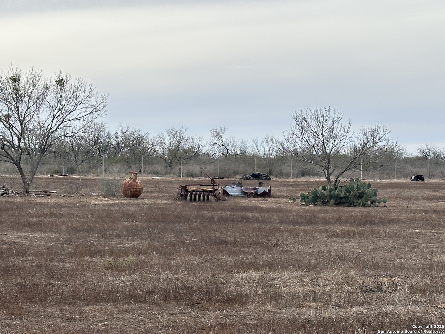 001 County Road 354 Charlotte TX 78011