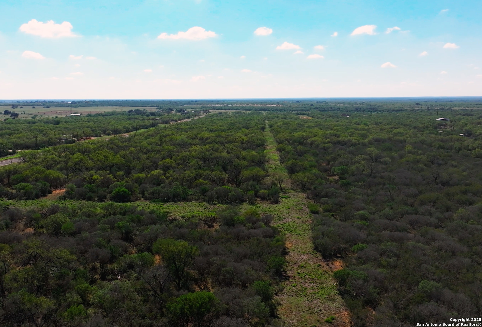 131 Cr 2644 Moore TX 78057