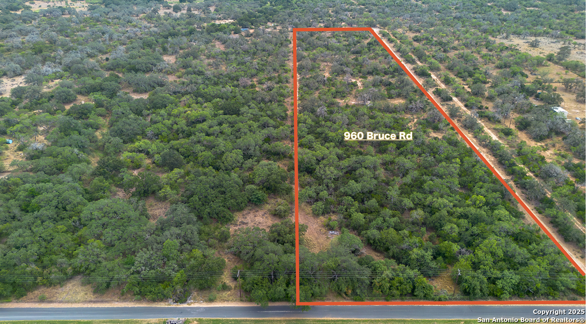 960 Bruce Poteet TX 78065