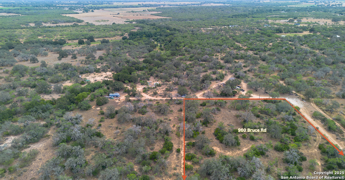 960 Bruce Poteet TX 78065