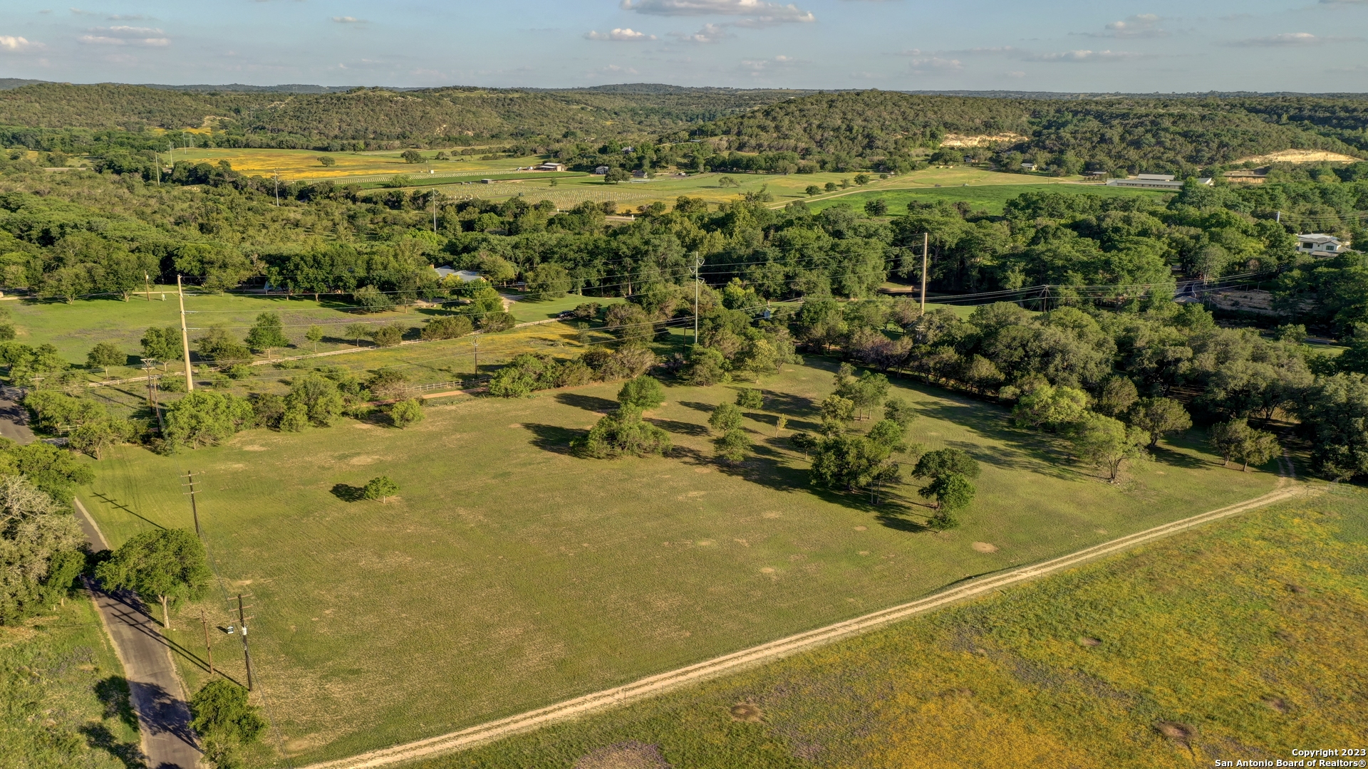 246 River Road Hunt TX 78024