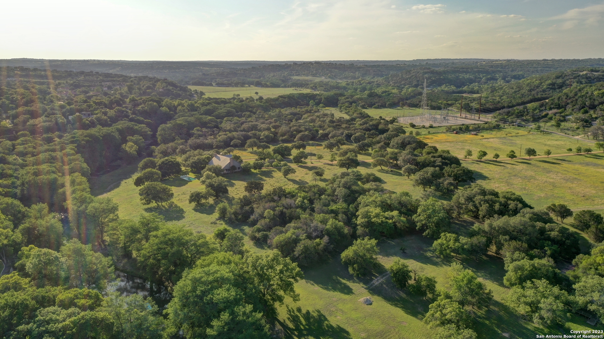 246 River Road Hunt TX 78024