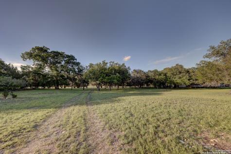 246 River Road Hunt TX 78024