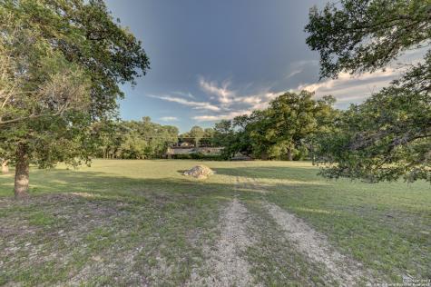 246 River Road Hunt TX 78024