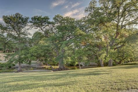 246 River Road Hunt TX 78024