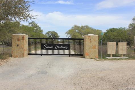 818 Encino Way Natalia TX 78059