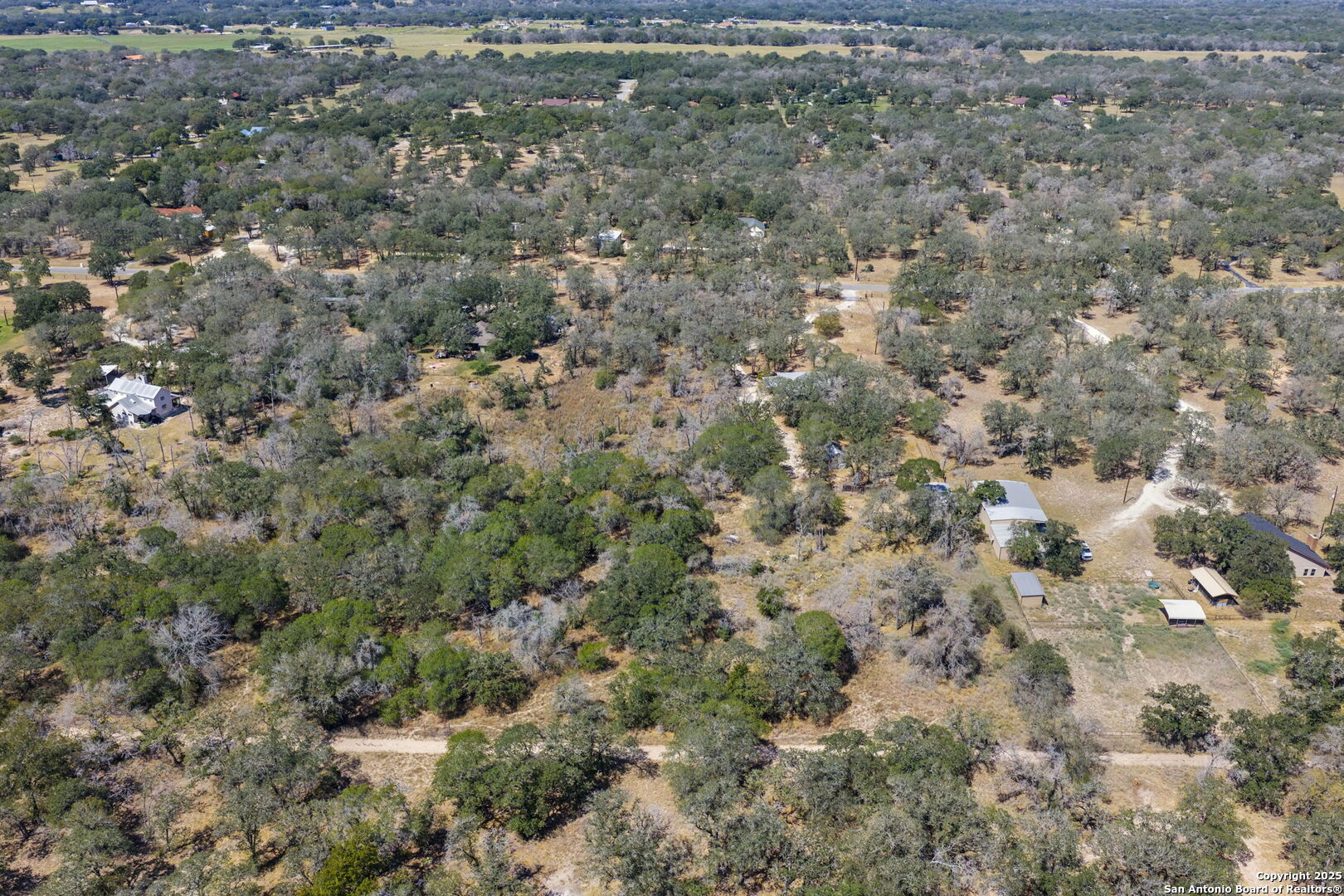 1963 Deer Trail Floresville TX 78114