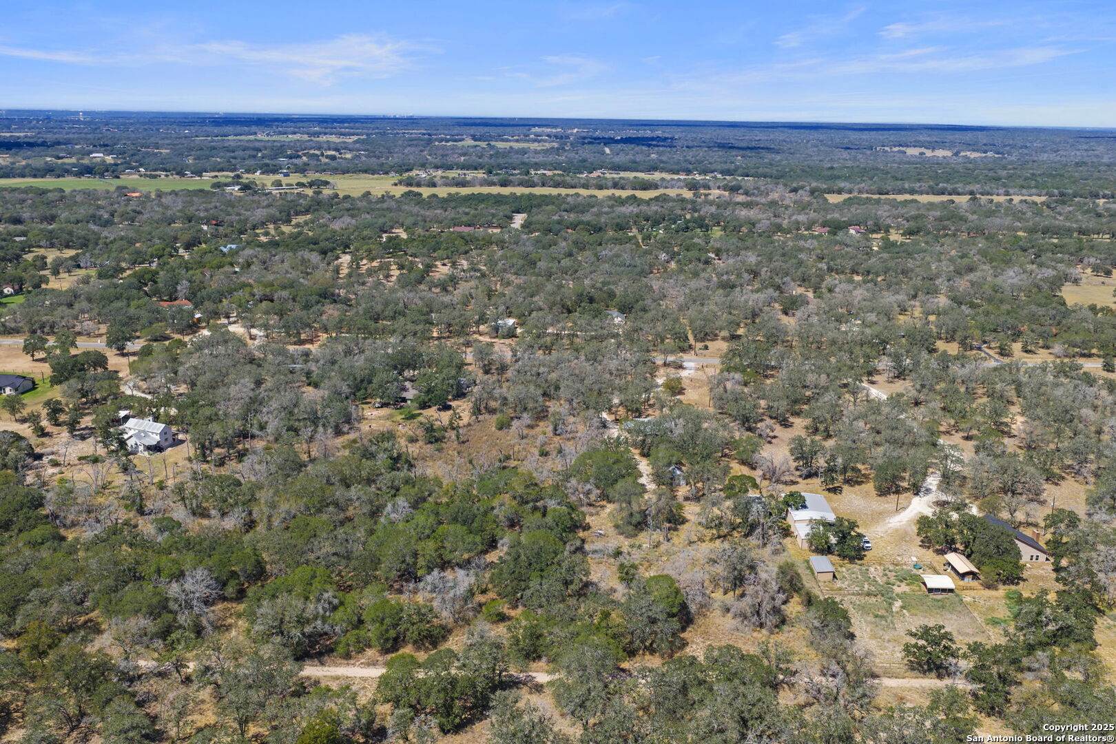 1963 Deer Trail Floresville TX 78114
