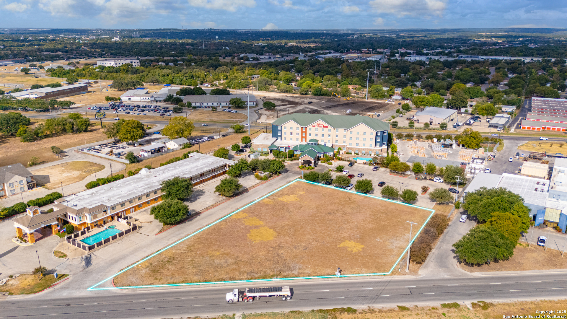 1501 N Business Ih 35 New Braunfels TX 78130