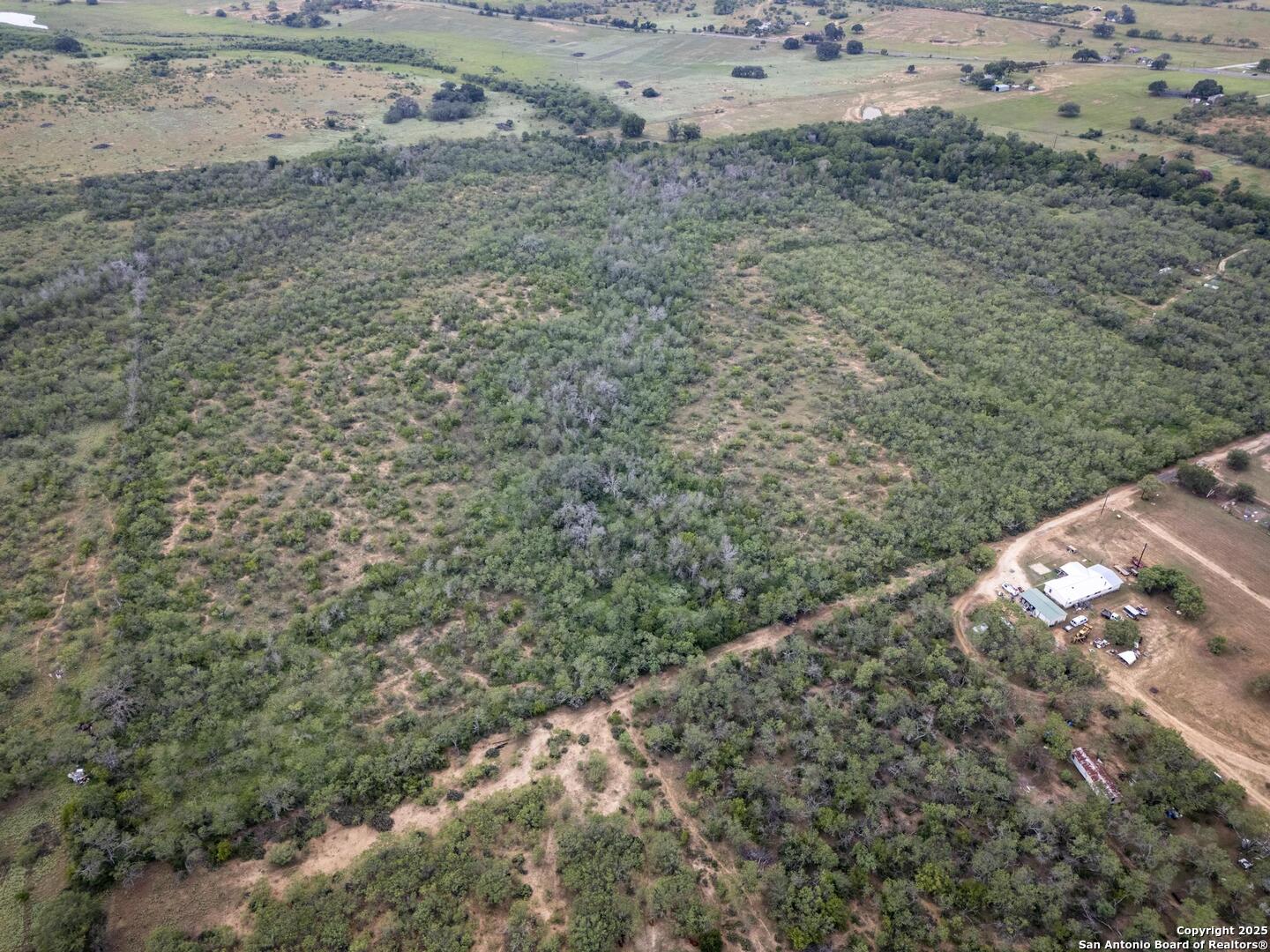 558 Ramos Lane Floresville TX 78114