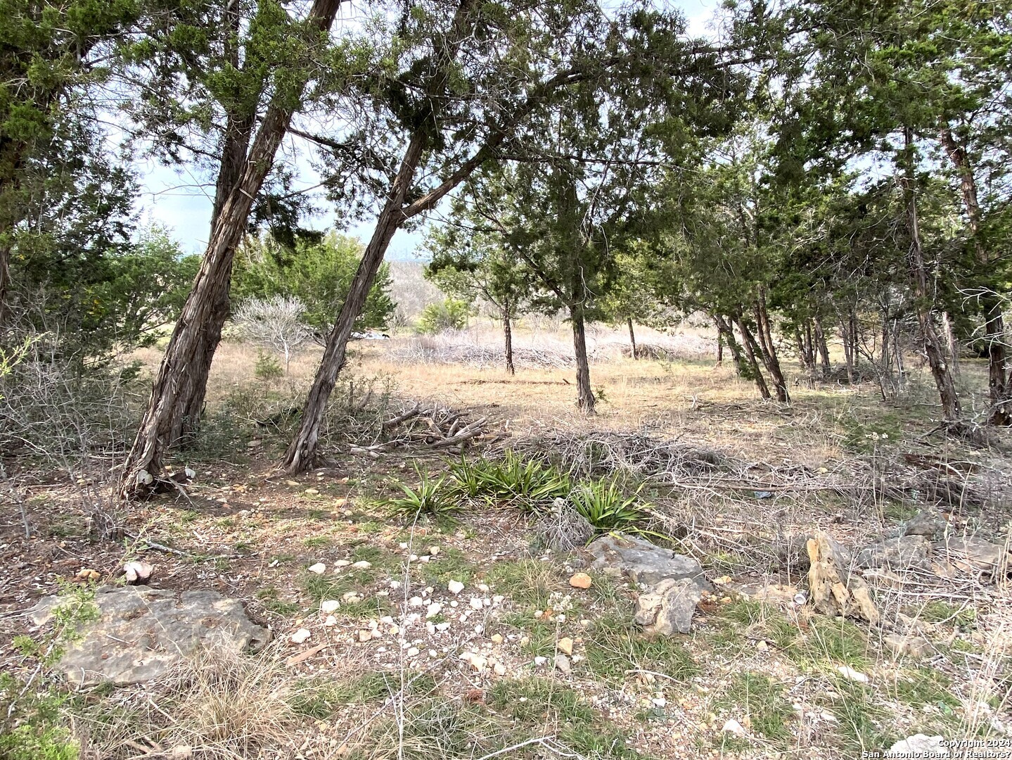 Lots 28-29 Lakeshore Bandera TX 78003