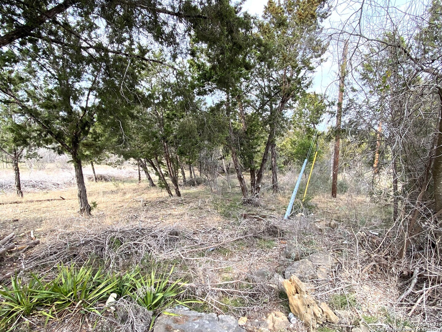 Lots 28-29 Lakeshore Bandera TX 78003