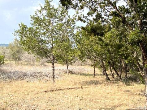 Lots 28-29 Lakeshore Bandera TX 78003