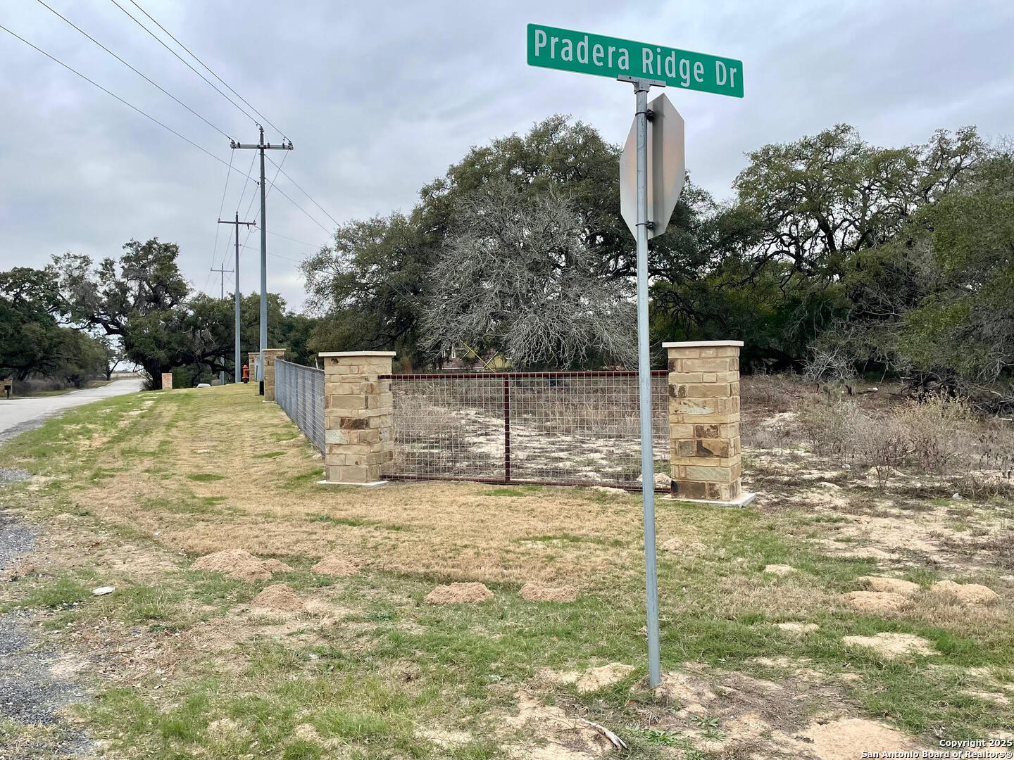 128 Pradera Ridge Floresville TX 78114